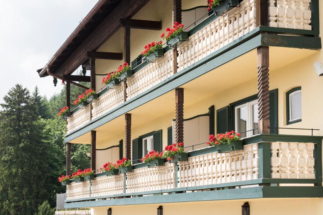 Berghaus - Der Westerhof Hotel Tegernsee Extérieur photo