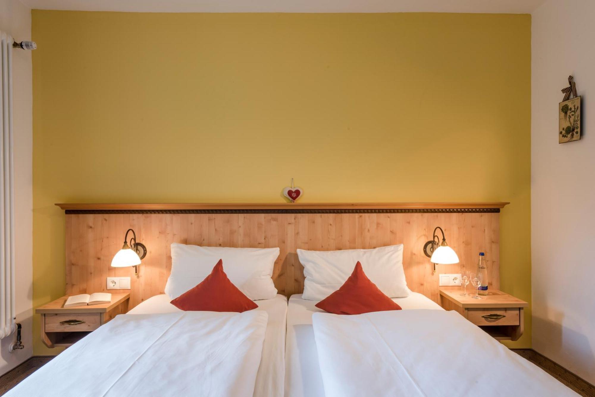 Berghaus - Der Westerhof Hotel Tegernsee Extérieur photo
